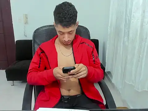 Chandler ken online show from September 2025 04:34:02 AM