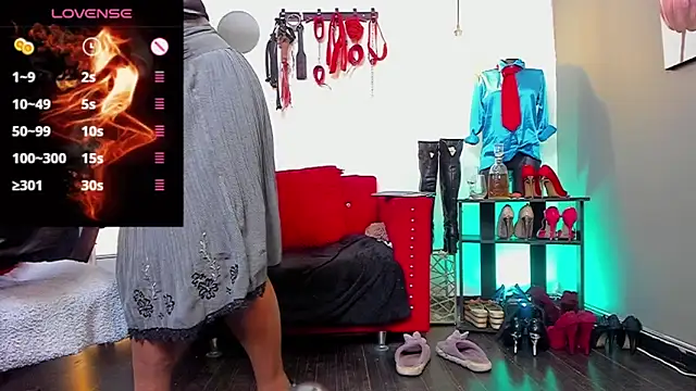 LiaTaylorr online show from March 2025 04:07:02 PM