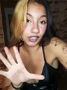 blvckbabyweed07 online show from April 2026 11:20:02 PM