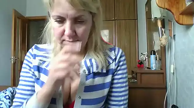 IrinaB1 online show from February 2025 07:44:01 AM