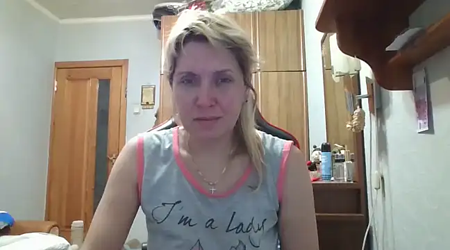 IrinaB1 online show from February 2025 05:28:01 PM