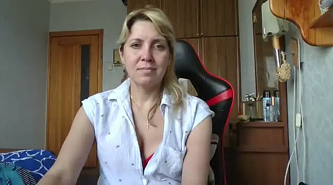 IrinaB1 online show from March 2025 08:21:02 AM