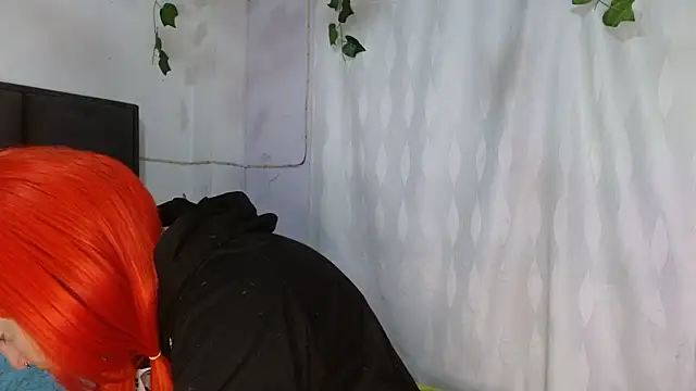 the lesbian game online show from February 2026 06:15:01 PM