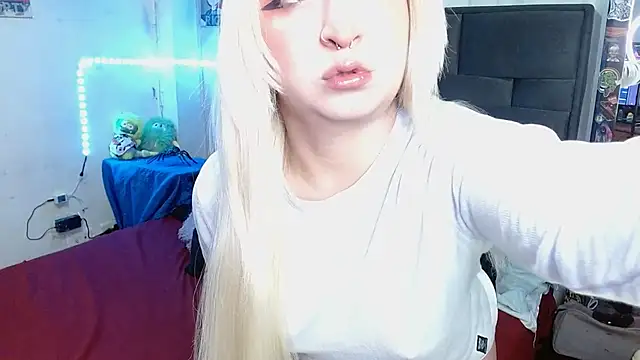 the lesbian game online show from February 2026 04:21:02 AM