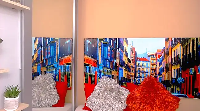 CristalLoren online show from February 2025 11:51:01 AM