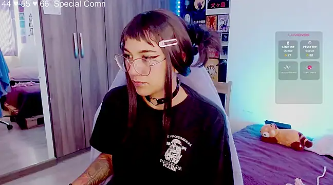 melissahowl online show from March 2025 01:40:01 PM