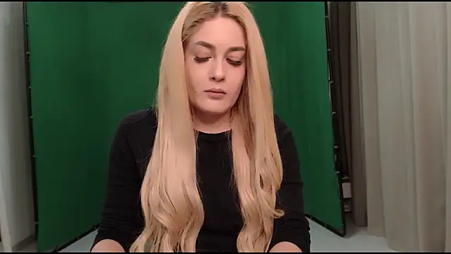 HotFireBabe  online show from May 2026 11:10:01 PM