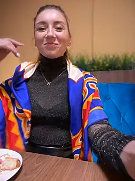 Snapshot of Crazy-Rosa chatting on December 2024 02:45:01 PM Crazy-Rosa online show from December 2024 02:45:01 PM