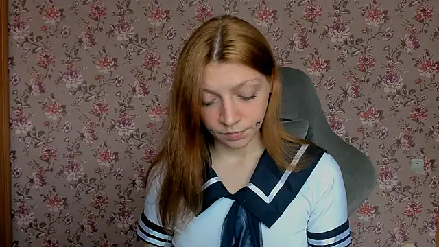 Snapshot of Lolly_Haze chatting on June 2026 04:11:01 AM Lolly Haze online show from June 2026 04:11:01 AM