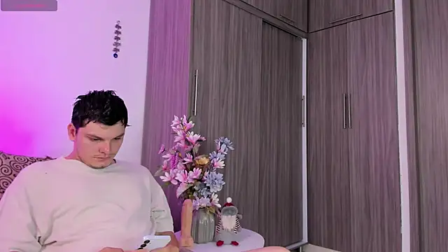  Ottis  online show from April 2026 01:52:02 AM