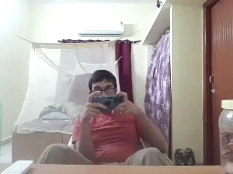 Snapshot of THE_NAKED_BOY chatting on September 2025 02:33:02 PM THE NAKED BOY online show from September 2025 02:33:02 PM