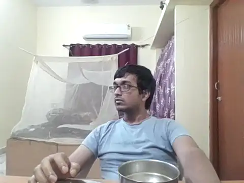 Snapshot of THE_NAKED_BOY chatting on February 2026 12:44:02 PM THE NAKED BOY online show from February 2026 12:44:02 PM