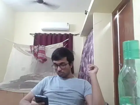 Snapshot of THE_NAKED_BOY chatting on February 2026 04:33:01 PM THE NAKED BOY online show from February 2026 04:33:01 PM