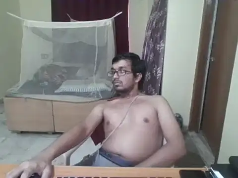 Snapshot of THE_NAKED_BOY chatting on February 2026 04:09:01 AM THE NAKED BOY online show from February 2026 04:09:01 AM