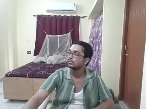 Snapshot of THE_NAKED_BOY chatting on March 2026 09:35:02 AM THE NAKED BOY online show from March 2026 09:35:02 AM