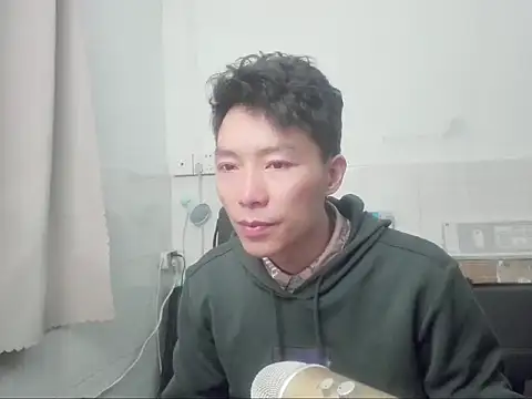 xhqds online show from December 2024 07:00:01 PM