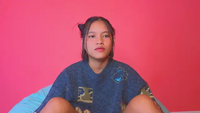 Natsu   online show from December 2024 03:25:02 PM