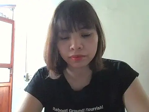 Angela-Eira online show from October 2025 08:53:01 AM