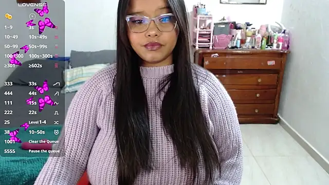 Snapshot of AINARA__STONE chatting on September 2025 12:04:01 AM AINARA  STONE online show from September 2025 12:04:01 AM