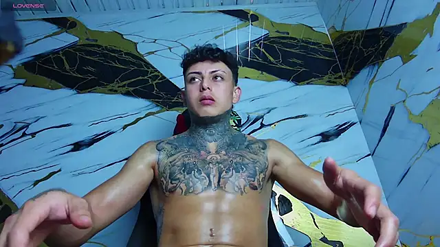 Kevin22 222 online show from February 2025 06:20:01 AM