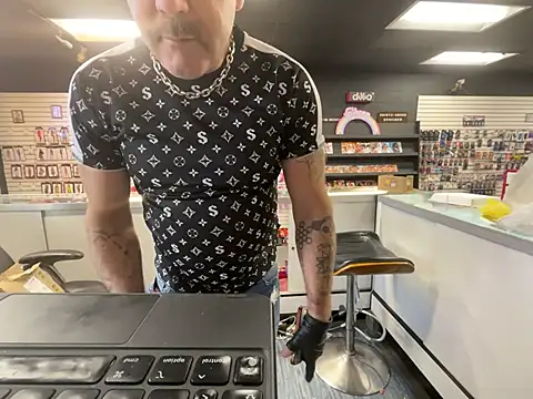 RawRyder8 online show from December 2024 09:09:01 PM