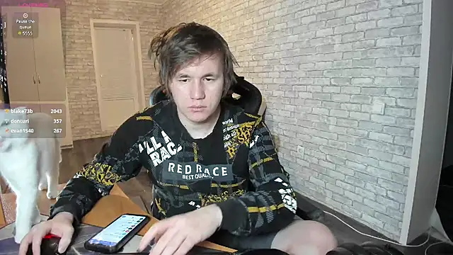 iliaskrislove online show from March 2025 02:56:02 PM
