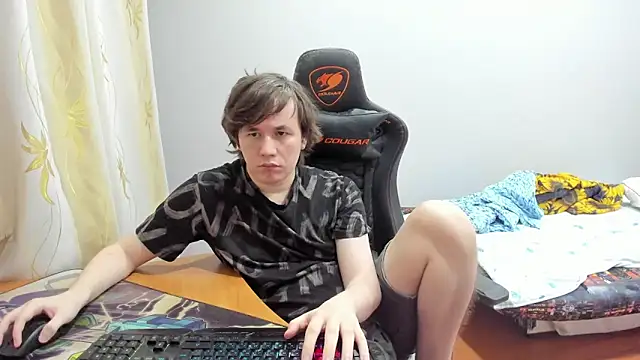 iliaskrislove online show from September 2025 12:25:01 AM