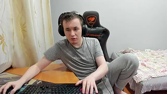 iliaskrislove online show from November 2025 02:45:01 AM