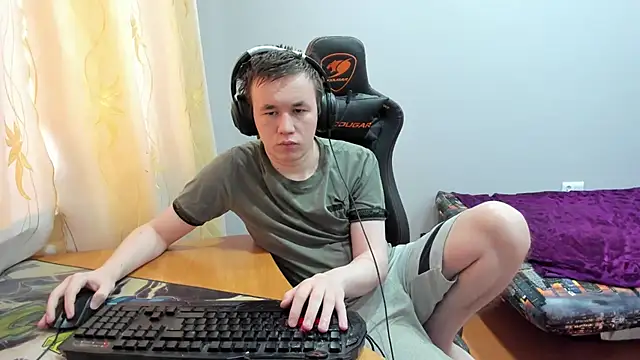 iliaskrislove online show from December 2025 09:05:02 AM