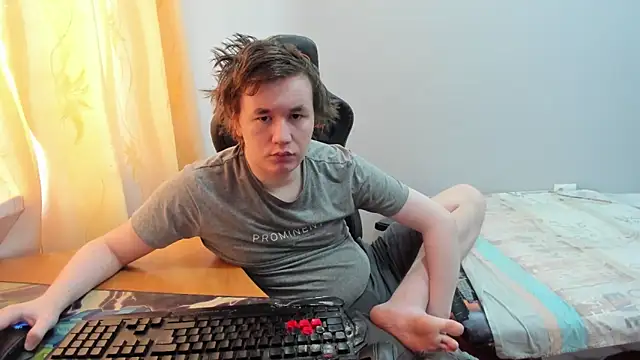 iliaskrislove online show from March 2026 10:43:01 AM