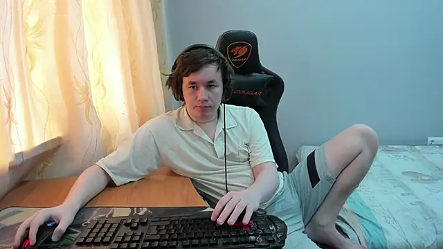 iliaskrislove online show from April 2026 05:40:01 AM