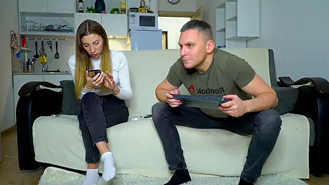 littlesweettifany online show from November 2025 01:14:02 PM