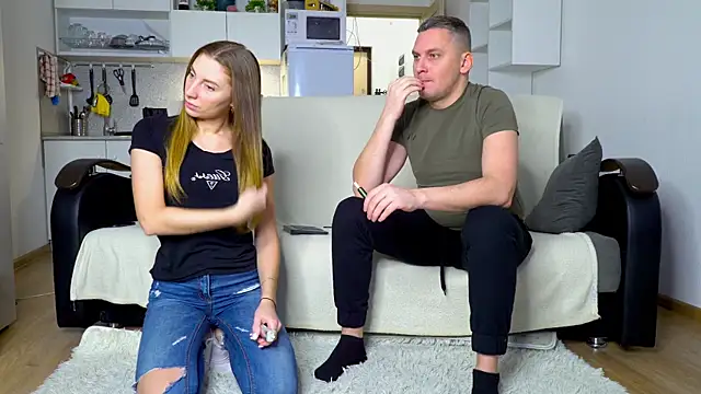 littlesweettifany online show from December 2025 11:37:02 AM