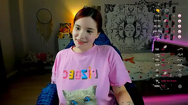 Snapshot of callmekatesmith chatting on December 2024 10:50:01 PM callmekatesmith online show from December 2024 10:50:01 PM