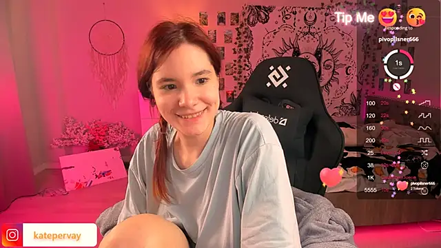 Snapshot of callmekatesmith chatting on March 2025 11:31:02 PM callmekatesmith online show from March 2025 11:31:02 PM
