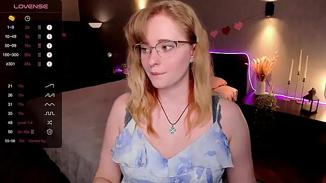 Snapshot of Aemilia_ chatting on May 2026 08:33:01 AM Aemilia online show from May 2026 08:33:01 AM
