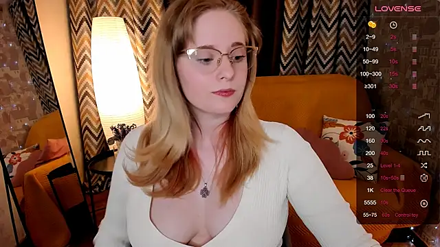 Snapshot of Aemilia_ chatting on May 2026 08:31:01 AM Aemilia online show from May 2026 08:31:01 AM