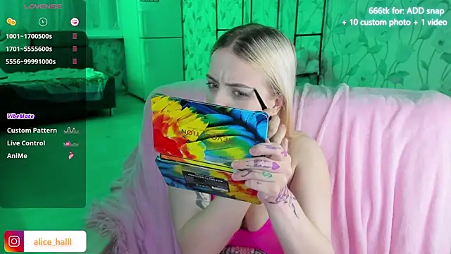 Alice Halle online show from December 2024 05:15:01 PM