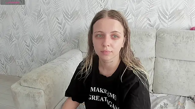 Alice Halle online show from July 2026 02:42:02 AM