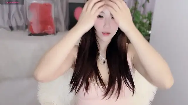 Snapshot of Chu-Chu-99 chatting on February 2025 05:45:02 AM Chu-Chu-99 online show from February 2025 05:45:02 AM