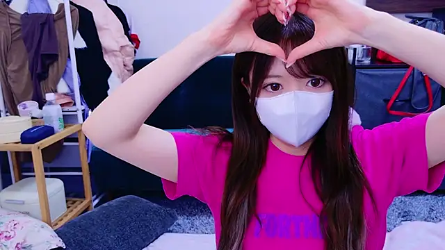 yuki-chi online show from February 2025 04:41:02 PM