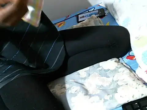 Snapshot of luckieey chatting on November 2025 08:47:01 AM luckieey online show from November 2025 08:47:01 AM