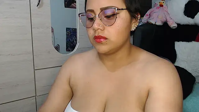 SWEETT CORY online show from December 2025 02:40:01 AM