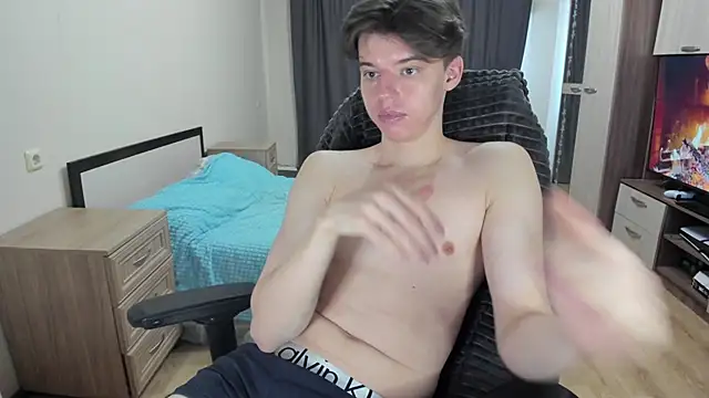 Liam sexy1 online show from February 2026 08:15:02 AM