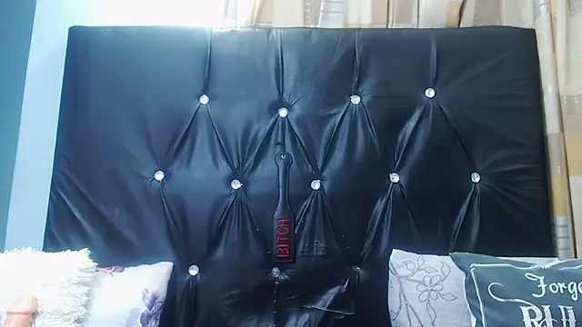 spicydiver38 online show from April 2026 08:34:01 PM