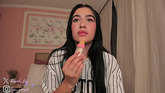 angeel fox online show from January 2025 01:16:02 AM