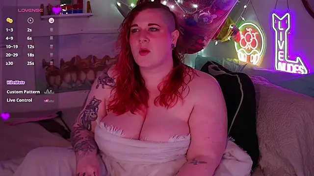 opalreigning online show from December 2025 10:31:01 AM