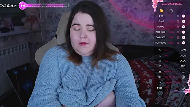 Estelle Hicks online show from December 2025 06:36:02 PM