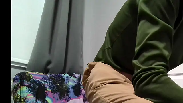 slendt94 online show from November 2025 01:55:02 PM