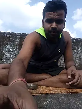 Snapshot of MeFeellove chatting on November 2025 07:41:02 AM MeFeellove online show from November 2025 07:41:02 AM